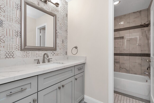 Building Photo - 3523 Colleen Woods Cir