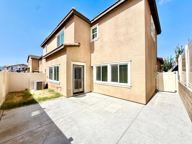 Building Photo - 24242 Hazelnut Ave