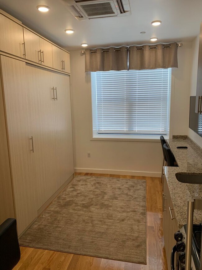 Building Photo - CHELSEA/BOSTON NEW LUXURY STUDIO- NO BROKER FEE! NO BROKER OR RENTAL FEES & FULLY FURNISHED!!