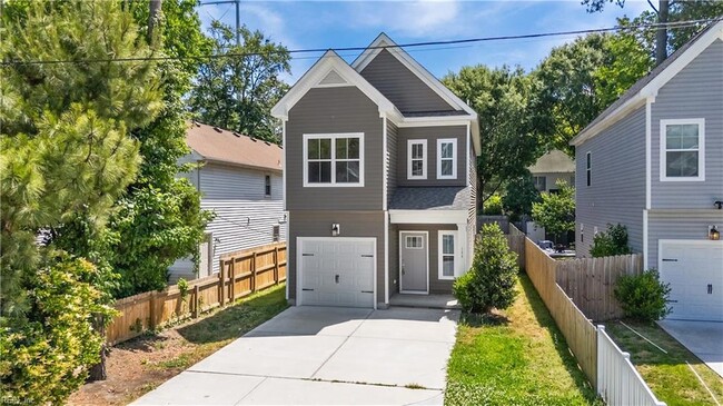 Building Photo - 104 S Palm Ave