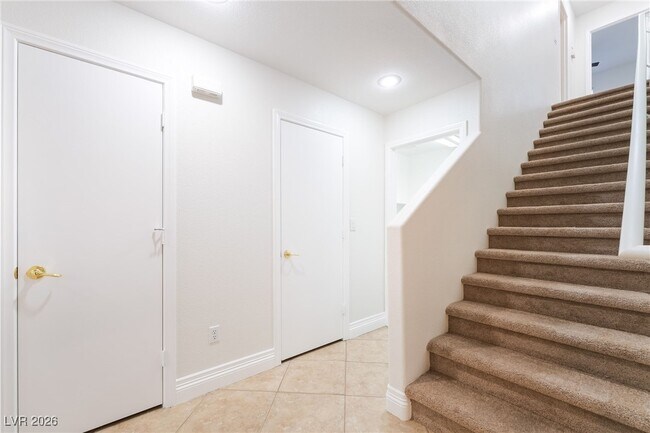 Building Photo - 11119 Tuscolana St