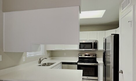 Building Photo - 11220 N 72nd Dr