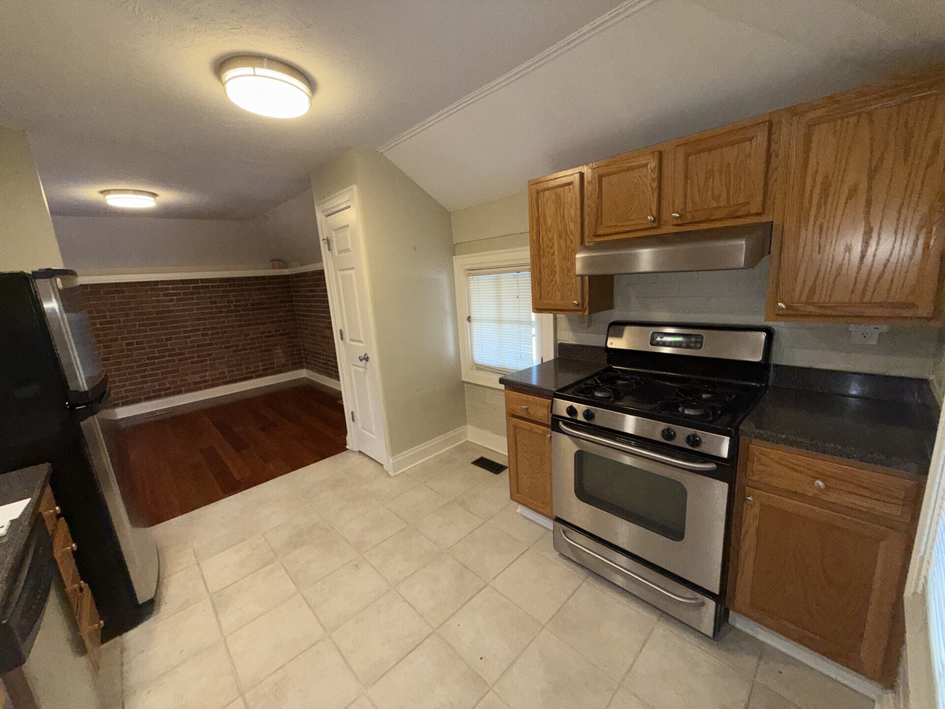 Building Photo - 2034 N Delaware St