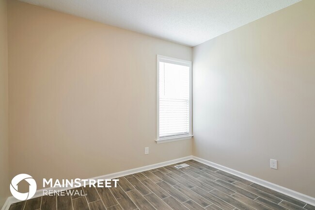 Building Photo - 110 Impressive Ln