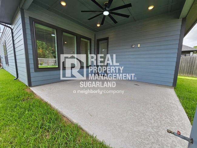 Building Photo - Move-In Ready Home in Sienna with Resort Amenities