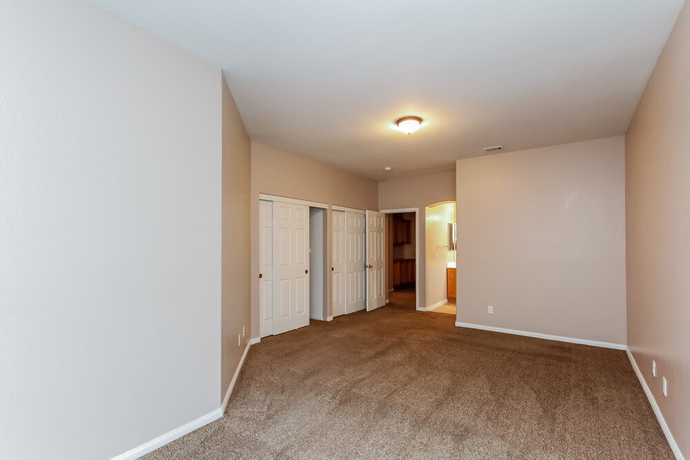 Building Photo - 1070 Warm Canyon Way