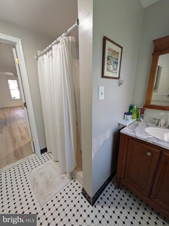 Building Photo - 965 Chester River Dr