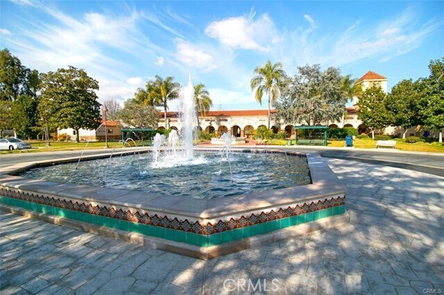 Building Photo - 654 Avenida Sevilla