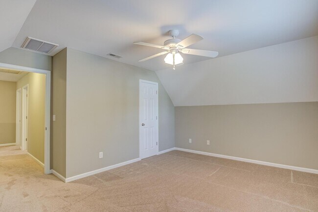 Building Photo - 1007 Brickstone Dr