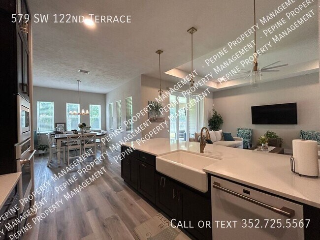 Building Photo - 579 SW 122nd Terrace