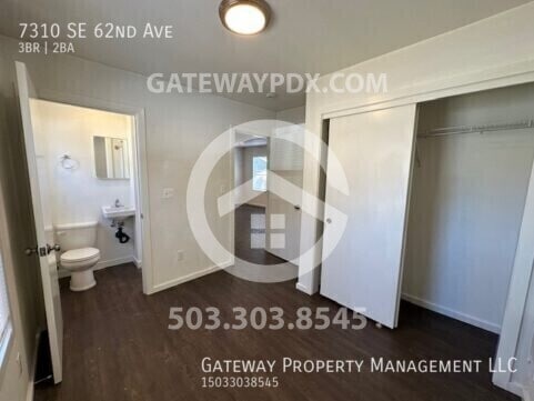 Building Photo - 7310 SE 62nd Ave