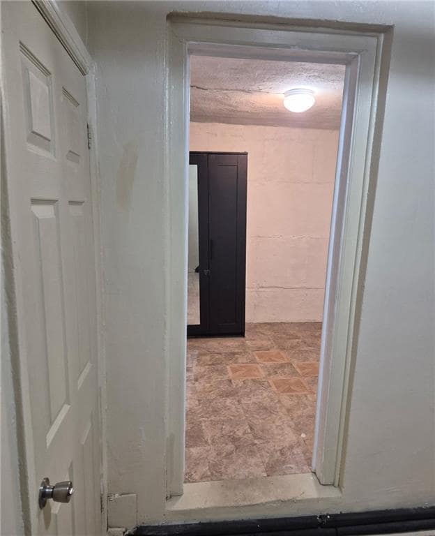 Building Photo - 818 E 51st St