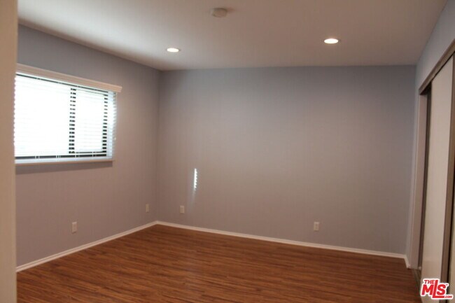 Building Photo - 2349 S Bentley Ave