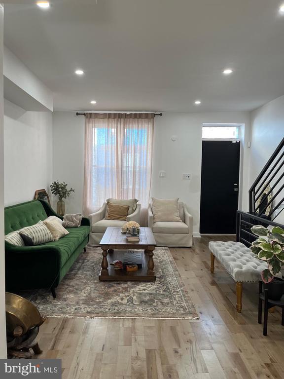 Building Photo - 1641 N Newkirk St