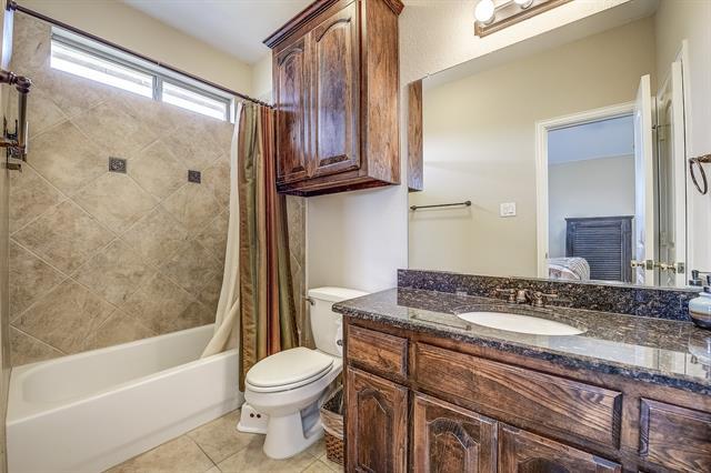 Building Photo - 4108 Barona Dr