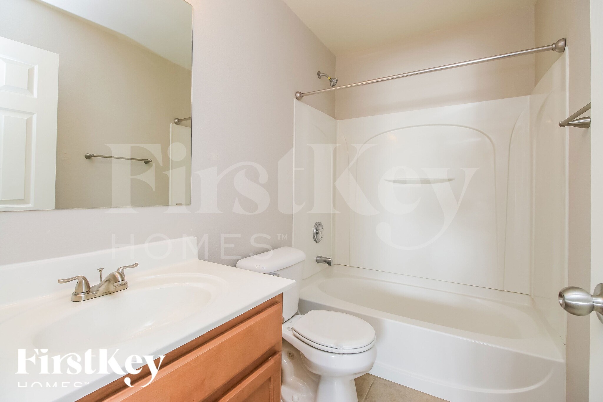 Building Photo - 1858 E Omega Dr