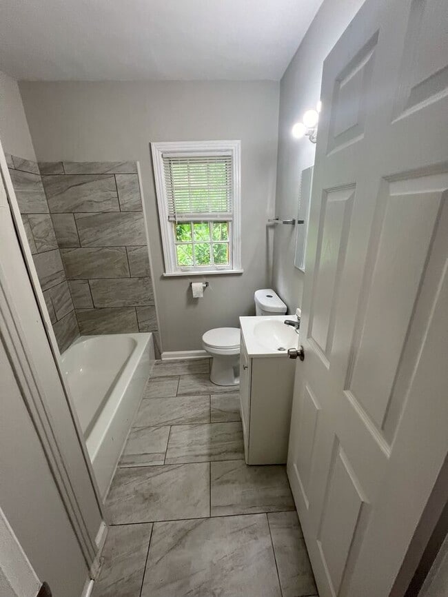 Building Photo - A Must See!!!!! Section 8 Friendly!!!!!!!