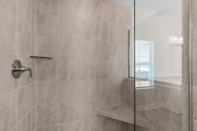 Building Photo - 208 Clifton Dr