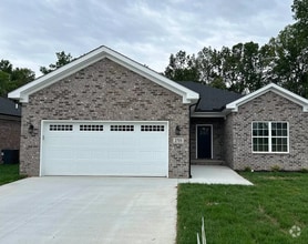 Building Photo - 2785 Cedrus Ave