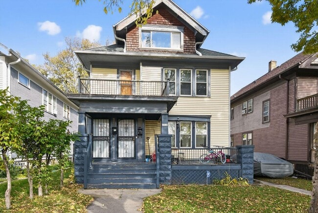 Building Photo - 2918 W Melvina St