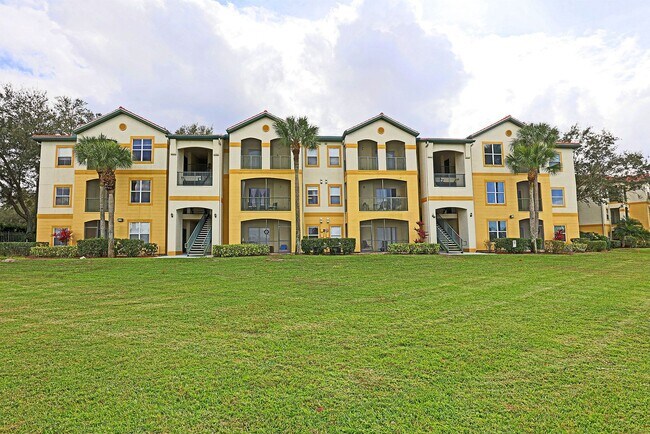 Building Photo - 11480 Villa Grand