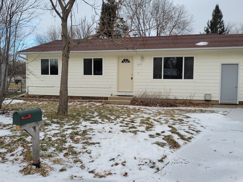 Building Photo - 4229 W Mesa Pass