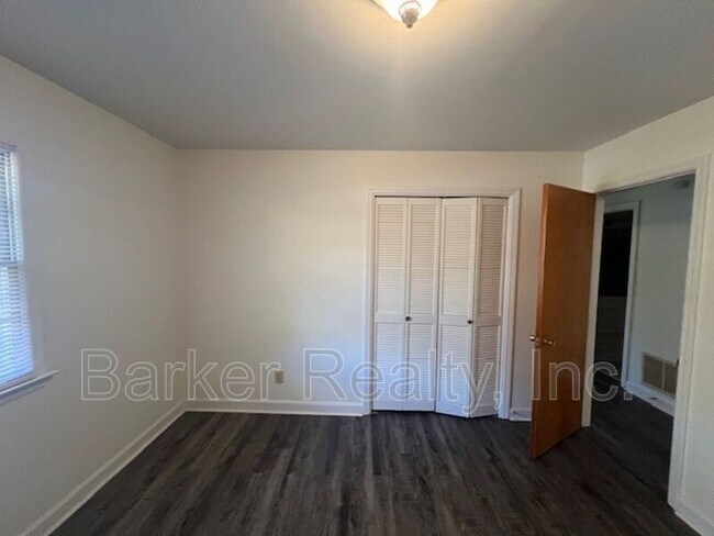 Building Photo - 1311 Ingomar Pl