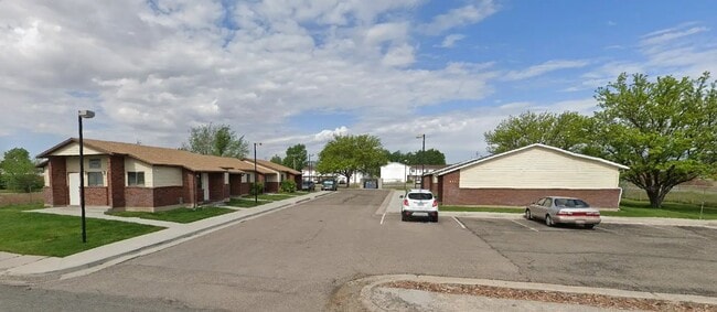 Primary Photo - 455 N Main St