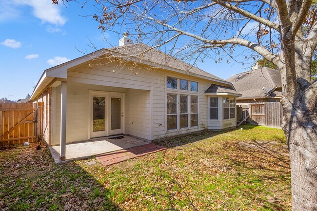 Building Photo - 6222 Founding Dr