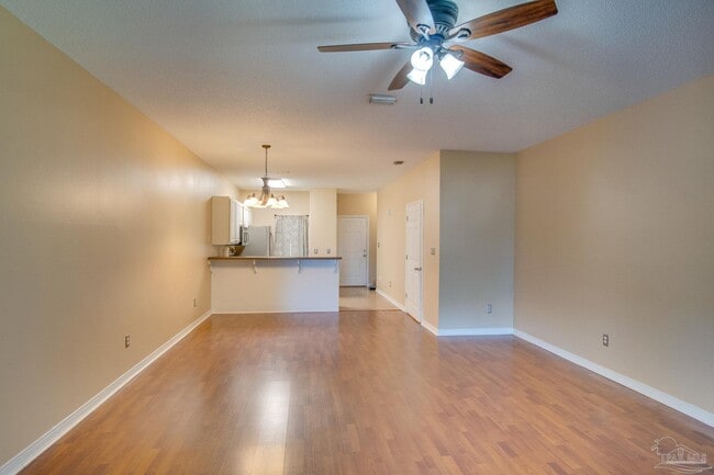 Building Photo - 2741 Bay Club Dr