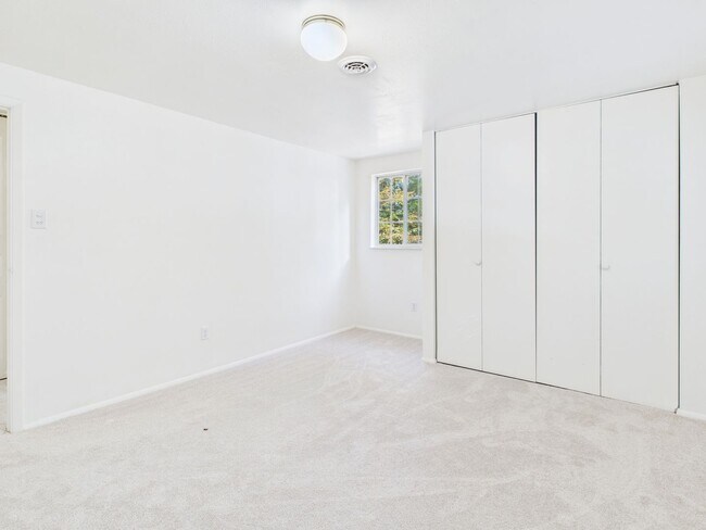 Building Photo - 13102 Morning Hill Ln