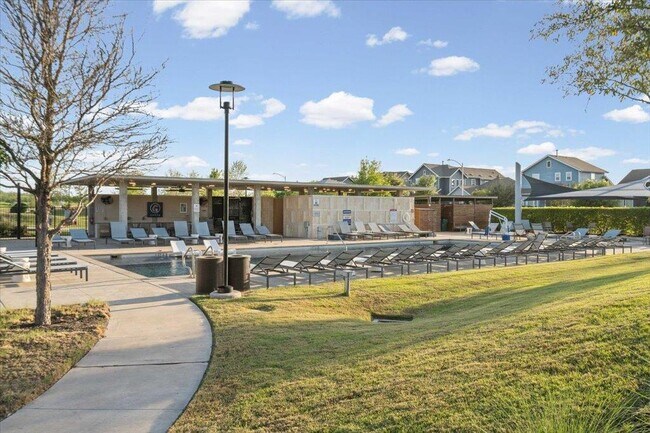 Building Photo - 9015 Cattle Baron Path