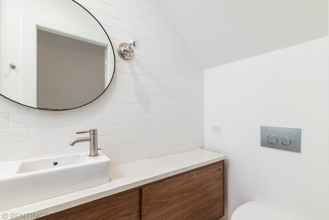 Building Photo - 3873 17th St