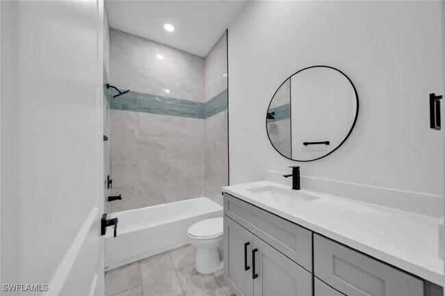 Building Photo - 4833-4835 Leonard Blvd S