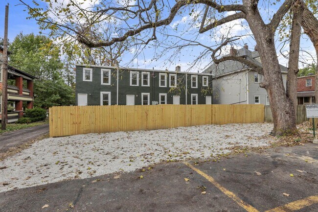 Building Photo - 2486 Findley Ave