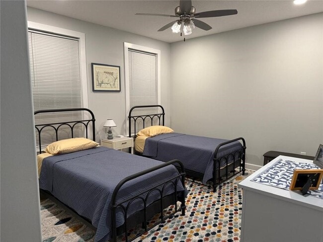 Building Photo - 1115 E Broad St