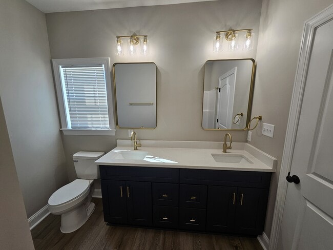 Building Photo - 1045 Oberry Rd