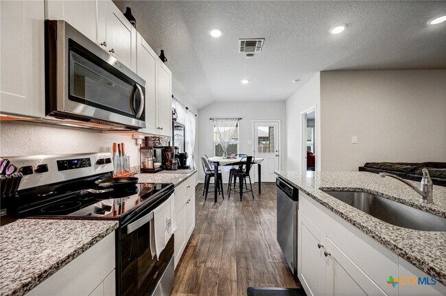 Building Photo - 849 Gerardia Ct