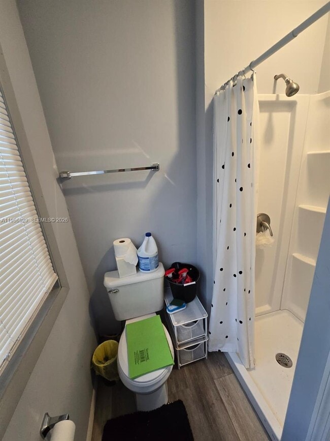 Building Photo - 3083 SW 17th St