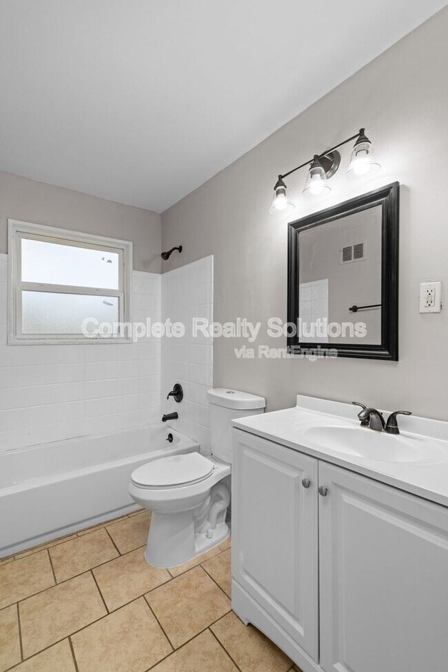Building Photo - 3429 Ranch Ln