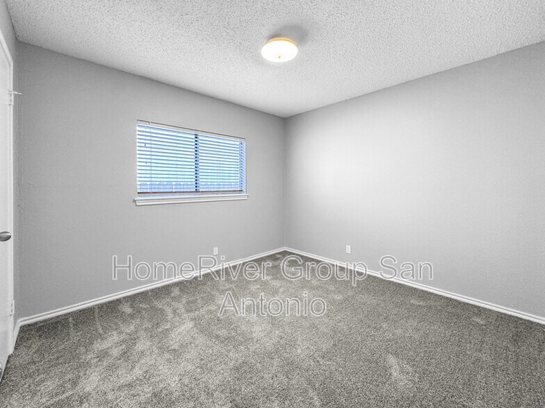 Building Photo - 12523 Rio Paloma
