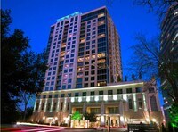 Building Photo - 7 Riverway Dr