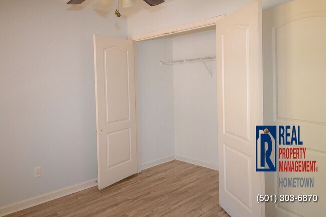 Building Photo - 104 Austin Ln