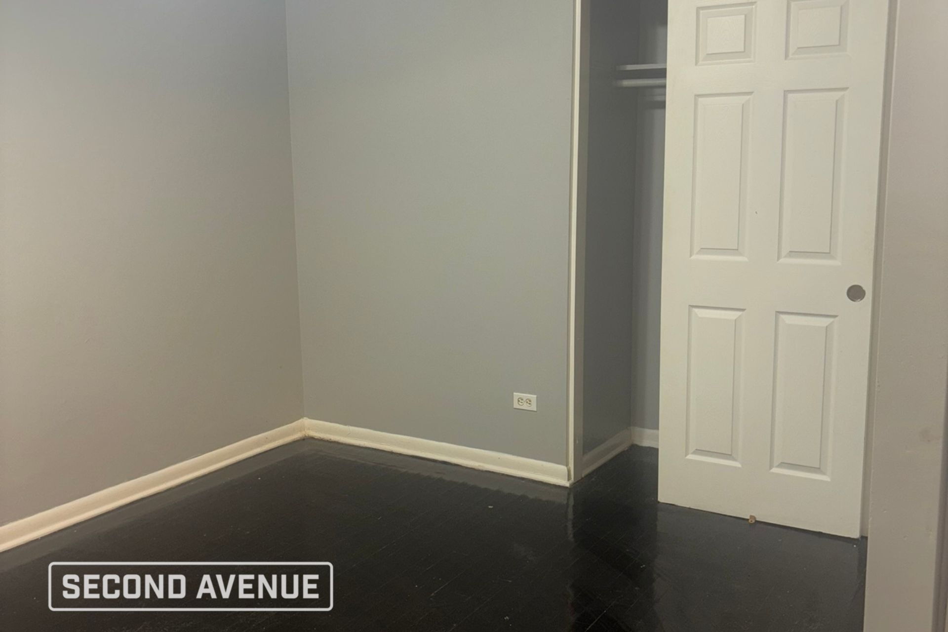 Building Photo - 8028 S Union Ave