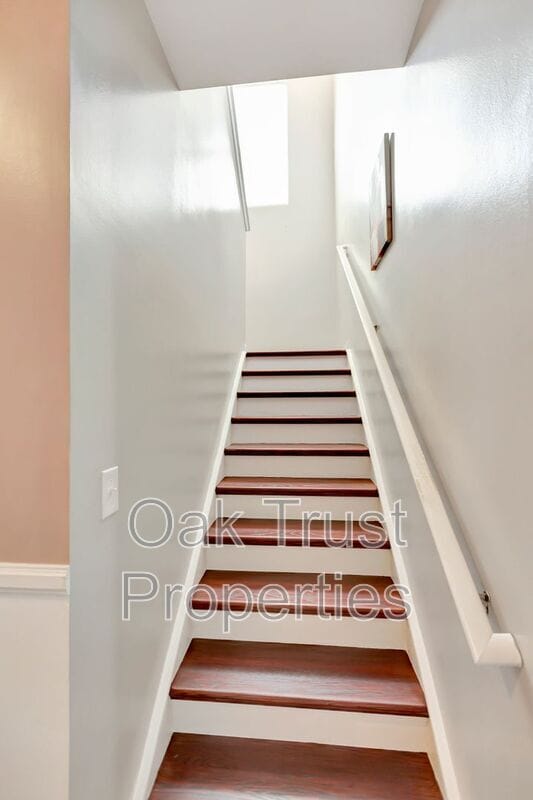 Building Photo - 113 Swiftwater Way