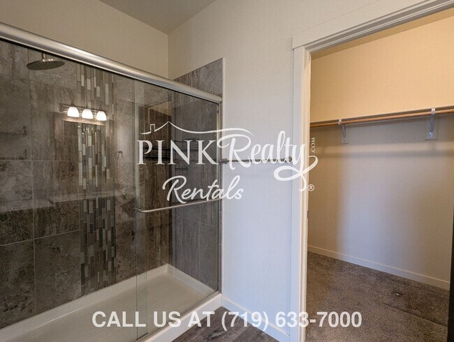 Building Photo - 1672 E Purcell Blvd