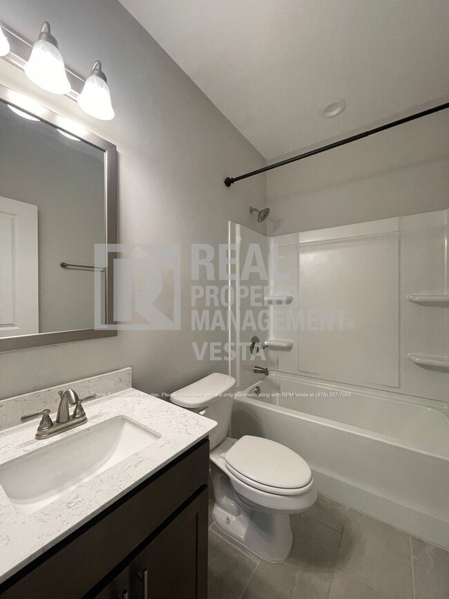 Building Photo - 109 Hidesta Ct