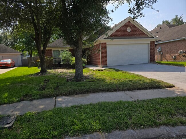 Building Photo - 2910 Plum Lake Dr