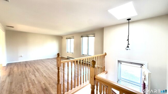 Building Photo - 309 Brookfield St