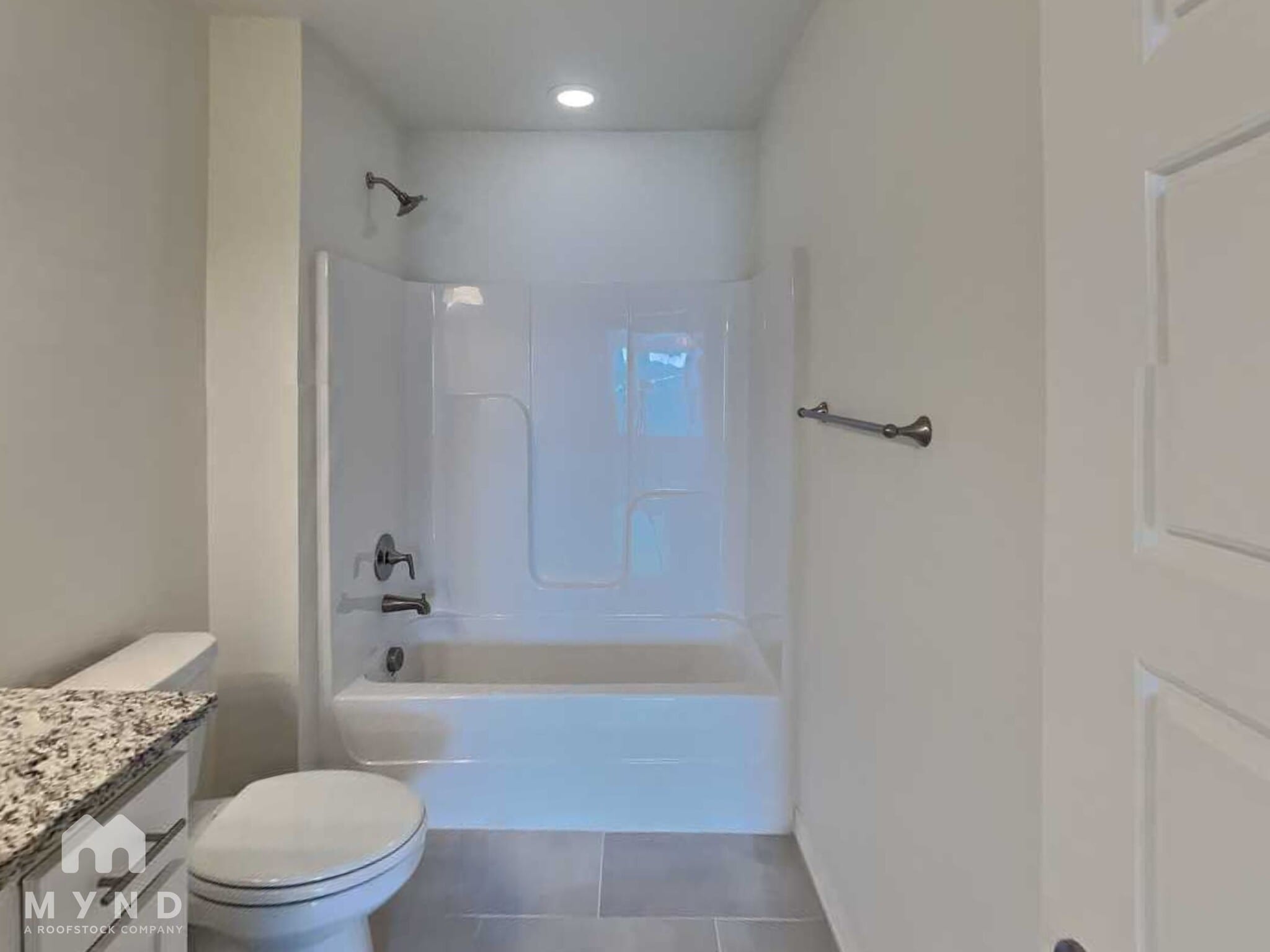 Building Photo - 5904 SW Teppee Ave